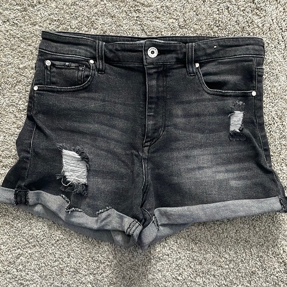 Celebrity pink- Black Jean Shorts - Picture 1 of 3